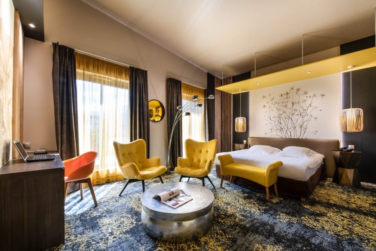 renovation hotel aquakub 02