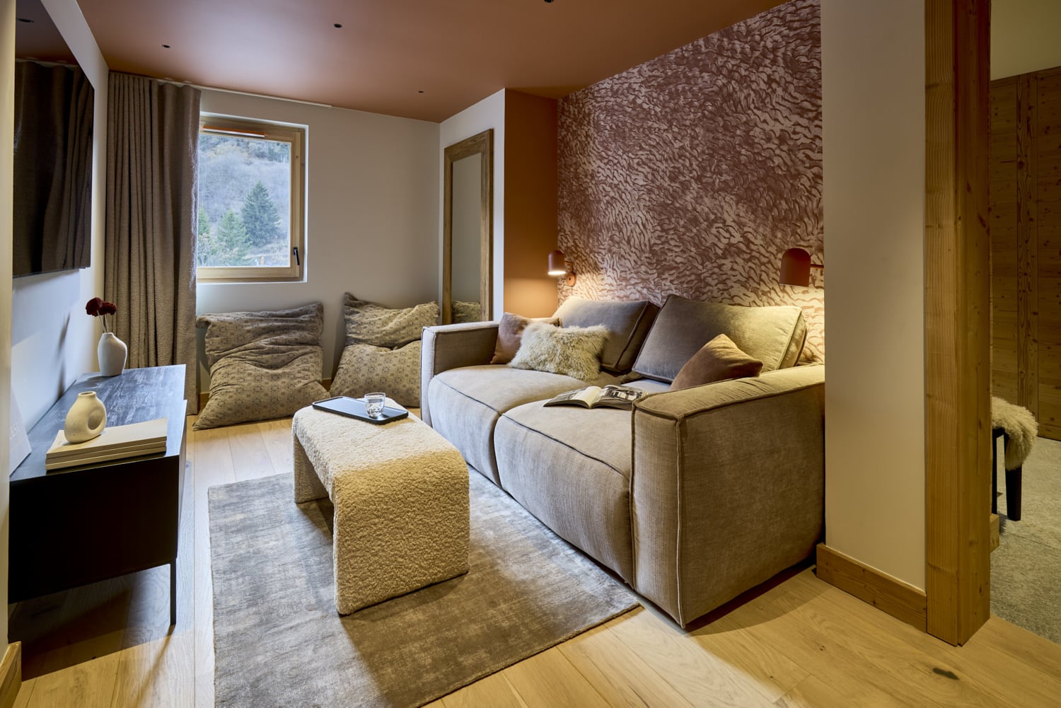 mobilier et ambiance sur mesure pour un chalet de 240 m2 à meribel mottaret (savoie)03